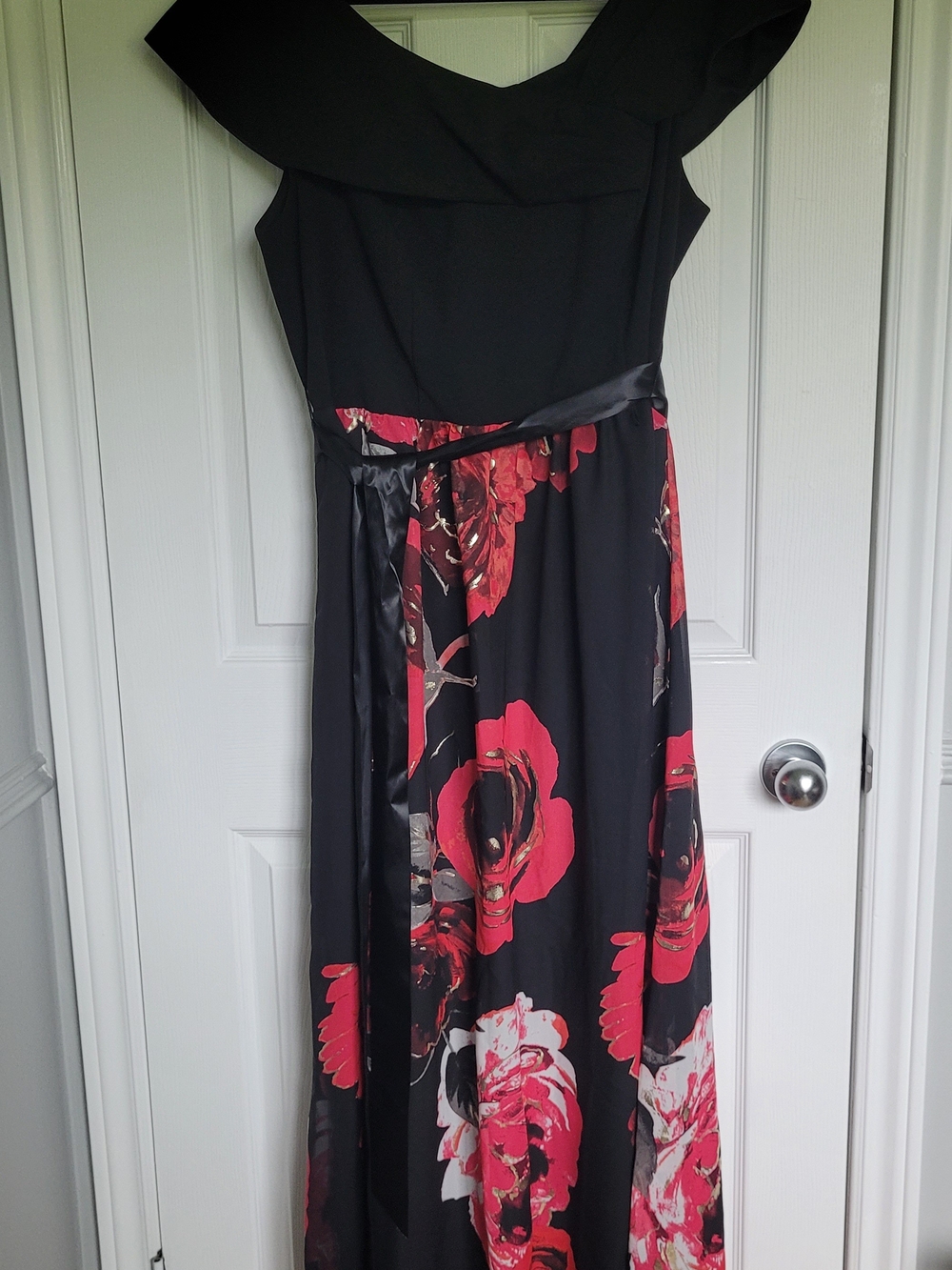 Black Wide Shoulder Maxi Dress with Fuchsia Floral Print